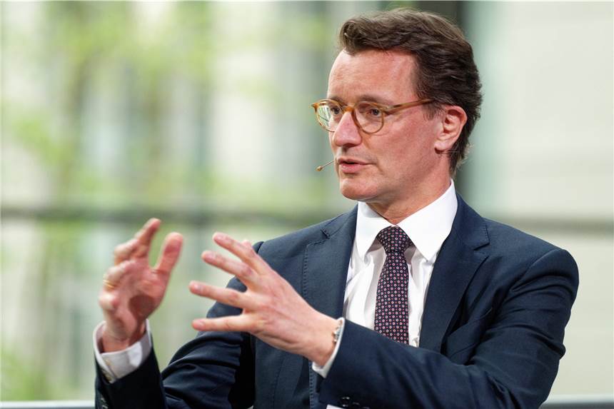 Energie-Engpässe - Kalte Wohnungen sind keine Option Ministerpräsident Hendrik Wüst versichert, dass es nicht zu kalten Wohnungen aufgrund von möglichen Energie-Engpässen kommen wird.