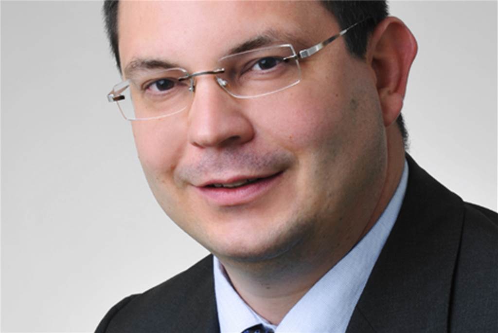Tödliche Behandlungsfehler? Wernerin (71) glaubt, dass ihr Partner noch leben könnte Mirko Koch ist Rechtsanwalt, unter anderem mit dem Schwerpunkt Medizinrecht. Er ist überzeugt, dass Behandlungsfehler zum Tod des Mannes aus Werne geführt haben.