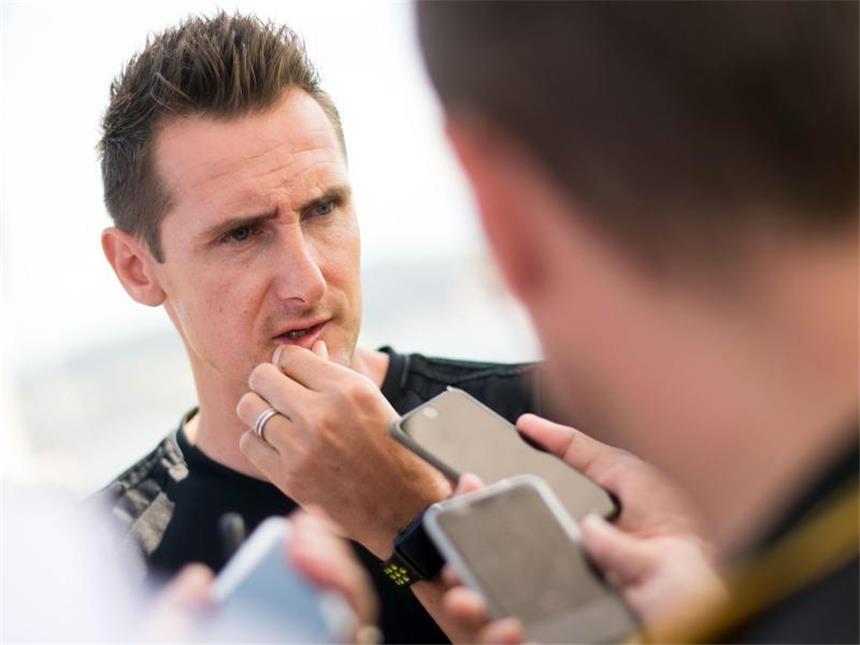 Klose begleitet FC Bayern nach Asien Miroslav Klose reist mit dem FC Bayern nach Asien. Foto: Marius Becker