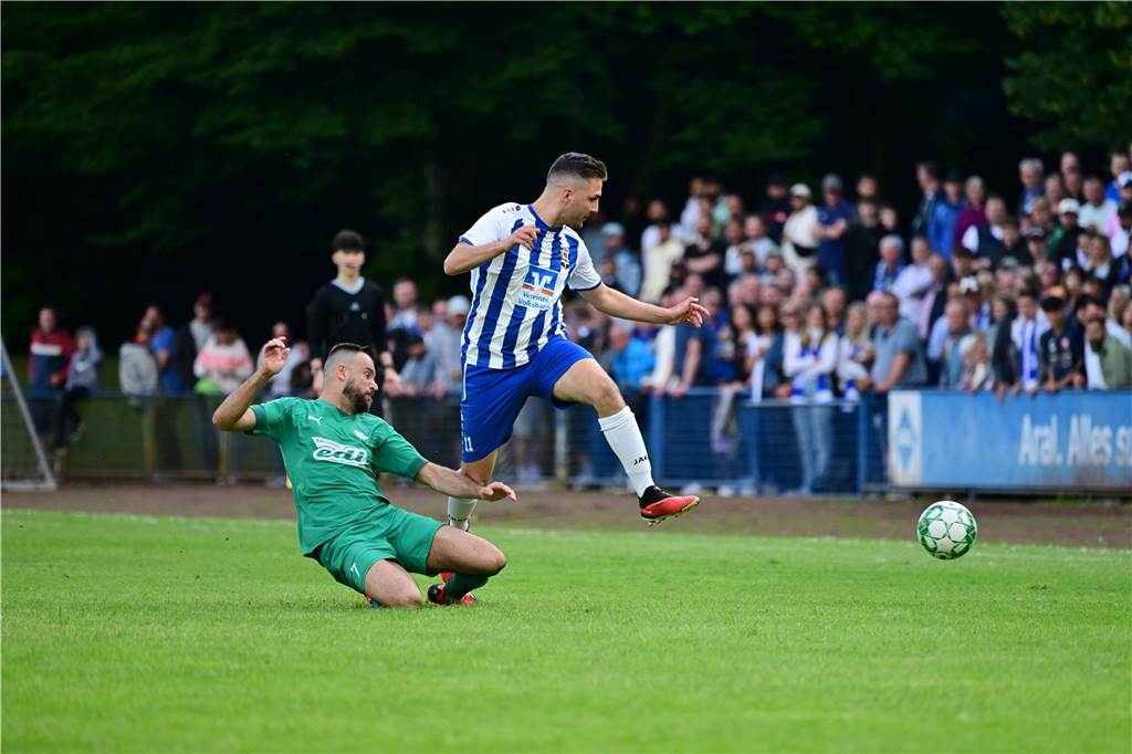 Mit 0:1 hat sich der VfB Kirchhellen im Aufstiegsspiel den Sportfreunden Bulmke geschlagen geben müssen. Nach Abpfiff kam es zu unschönen Szenen.