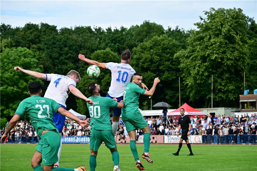 Mit 0:1 hat sich der VfB Kirchhellen im Aufstiegsspiel den Sportfreunden Bulmke geschlagen geben müssen. Nach Abpfiff kam es zu unschönen Szenen.