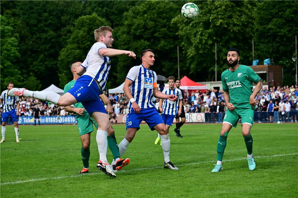 Mit 0:1 hat sich der VfB Kirchhellen im Aufstiegsspiel den Sportfreunden Bulmke geschlagen geben müssen. Nach Abpfiff kam es zu unschönen Szenen.