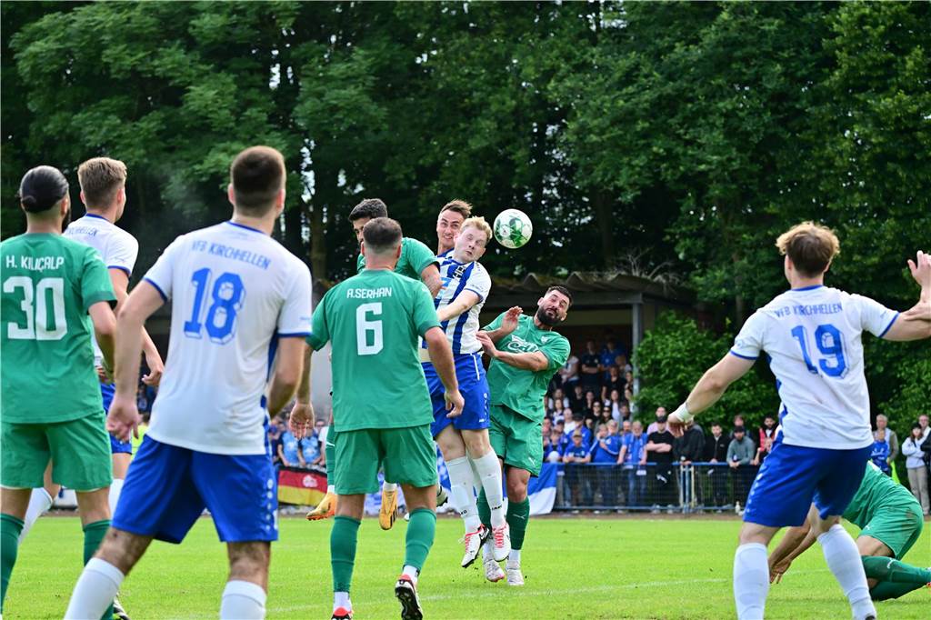 Mit 0:1 hat sich der VfB Kirchhellen im Aufstiegsspiel den Sportfreunden Bulmke geschlagen geben müssen. Nach Abpfiff kam es zu unschönen Szenen.