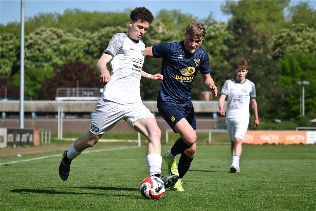 Mit 0:2 unterlag der TuS Haltern der TSG Dülmen im Landesliga-Derby und steht nun nur noch aufgrund des besseren Torverhältnisses nicht auf einem Abstiegsplatz.