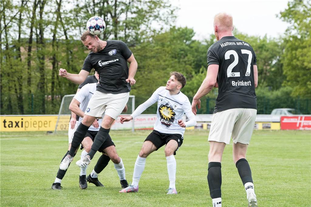 Mit 0:4 unterlag der TuS Haltern am See Tabellennachbar FC Preußen Espelkamp.