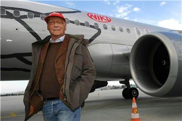 Mit 15 Fliegern soll die Fluglinie Niki Ende März wieder an den Start gehen. Foto: Barbara Gindl/APA