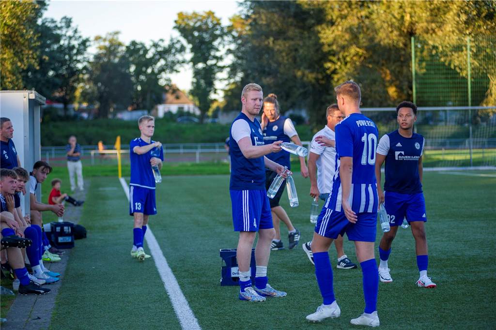 TuS Haltern wird Favoritenrolle gerecht: Die schönsten Fotos vom Derby beim ETuS zum Durchklicken Mit 1:5 musste sich A-Ligist ETuS Haltern im Kreispokal dem Westfalenligist TuS Haltern am See geschlagen geben.