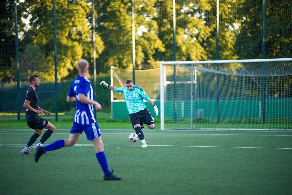 TuS Haltern wird Favoritenrolle gerecht: Die schönsten Fotos vom Derby beim ETuS zum Durchklicken Mit 1:5 musste sich A-Ligist ETuS Haltern im Kreispokal dem Westfalenligist TuS Haltern am See geschlagen geben.