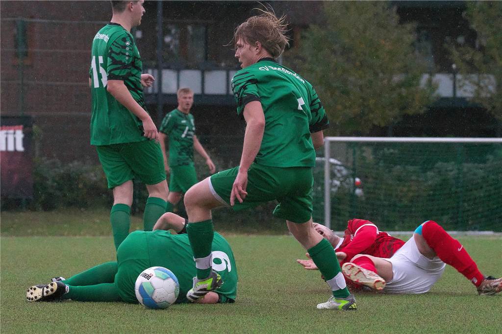 Mit 2:0 setzte sich B-Ligist SV Bossendorf gegen die SG Horneburg durch.