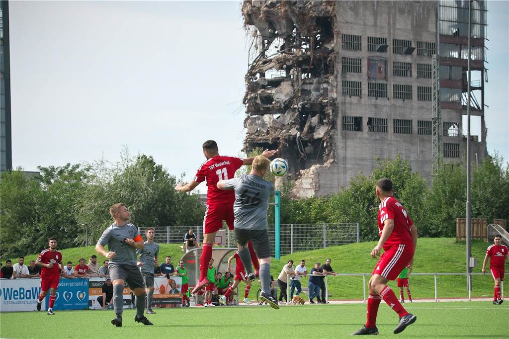 Mit 2:3 unterlag der SV Hullern dem neu gegründeten TSV Westerholt.