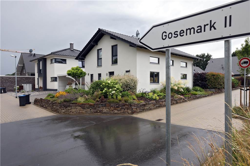 Grundsteuer-Kritik trifft MdB im Kreis Unna: „Warum schicken Sie uns auf den Klageweg?“ Mit 240 Euro/Quadratmeter liegt der aktuelle Bodenrichtwert im Neubaugebiet Gosemark 2 in Dellwig mit am höchsten in Fröndenberg.