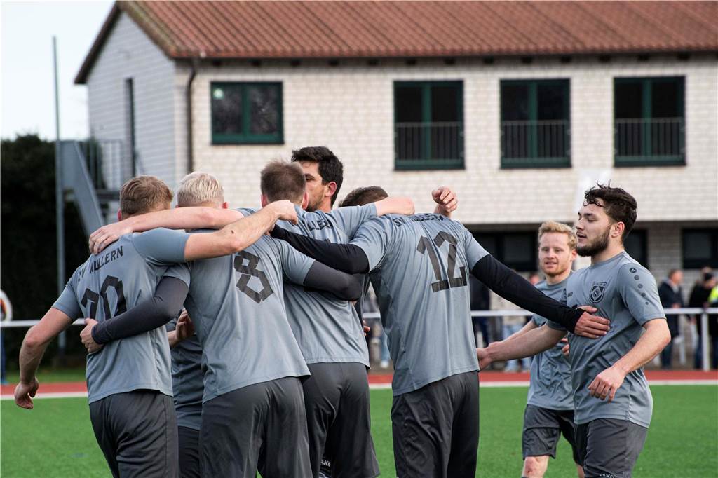 Mit 3:1 setzte sich der SV Hullern beim TuS Sythen II durch.