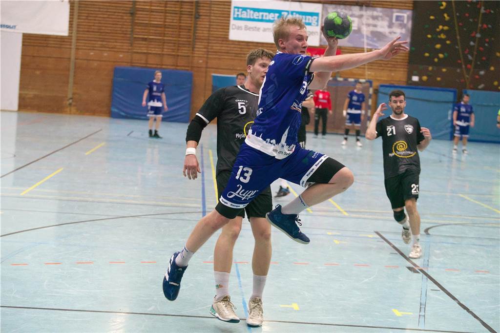 Mit 31:23 setzte sich der HSC Haltern-Sythen gegen den ASV Senden durch und feierte damit den ersten Sieg der Verbandsliga-Saison.