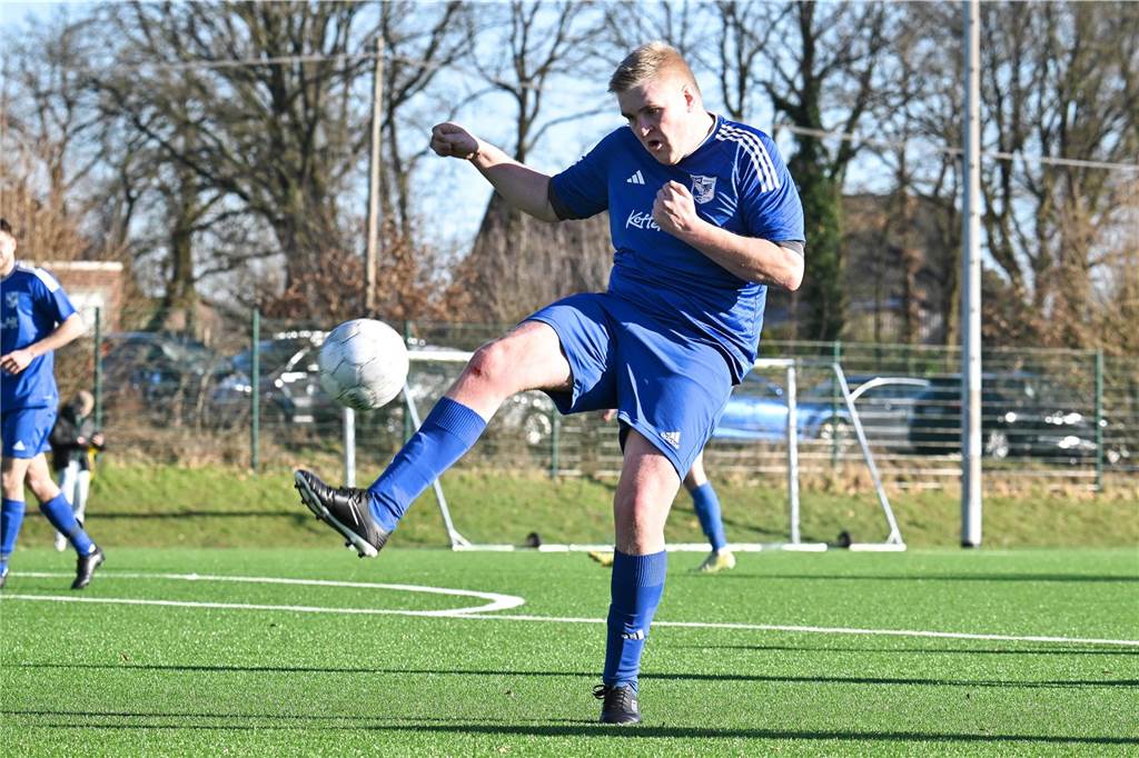 Mit 7:0 setzte sich C-Ligist ETuS Haltern II bei D-Ligist BW Lavesum II durch.