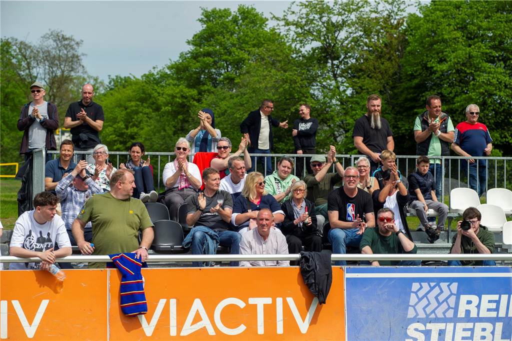 Mit 8:2 setzte sich der TuS Haltern am See in der U19-Landesliga gegen Westfalia Herne durch, stieg damit bereits am drittletzten Spieltag der Saison in die Westfalenliga auf.