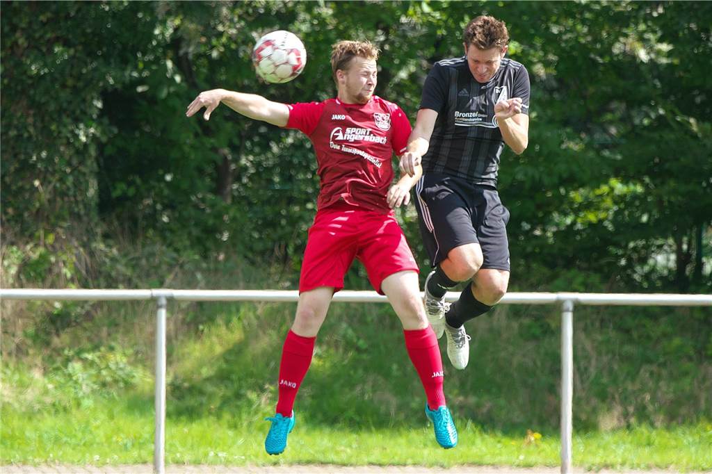Mit 8:3 setzte sich der SV Lippramsdorf II gegen den SV Bossendorf II im Duell der Absteiger aus der Kreisliga B durch.