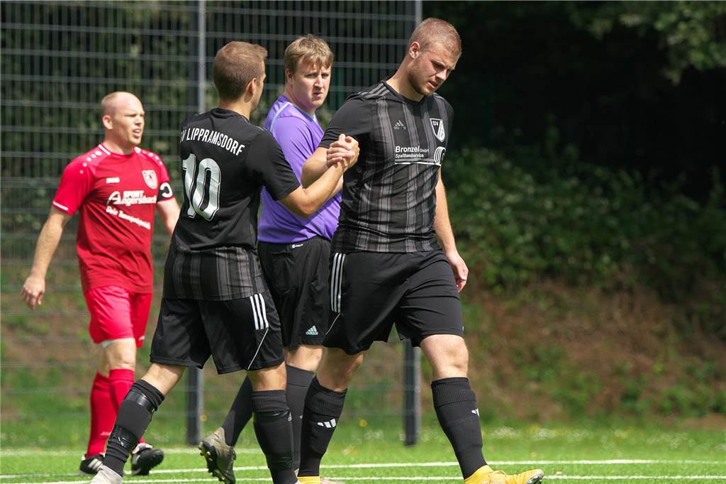 Mit 8:3 setzte sich der SV Lippramsdorf II gegen den SV Bossendorf II im Duell der Absteiger aus der Kreisliga B durch.