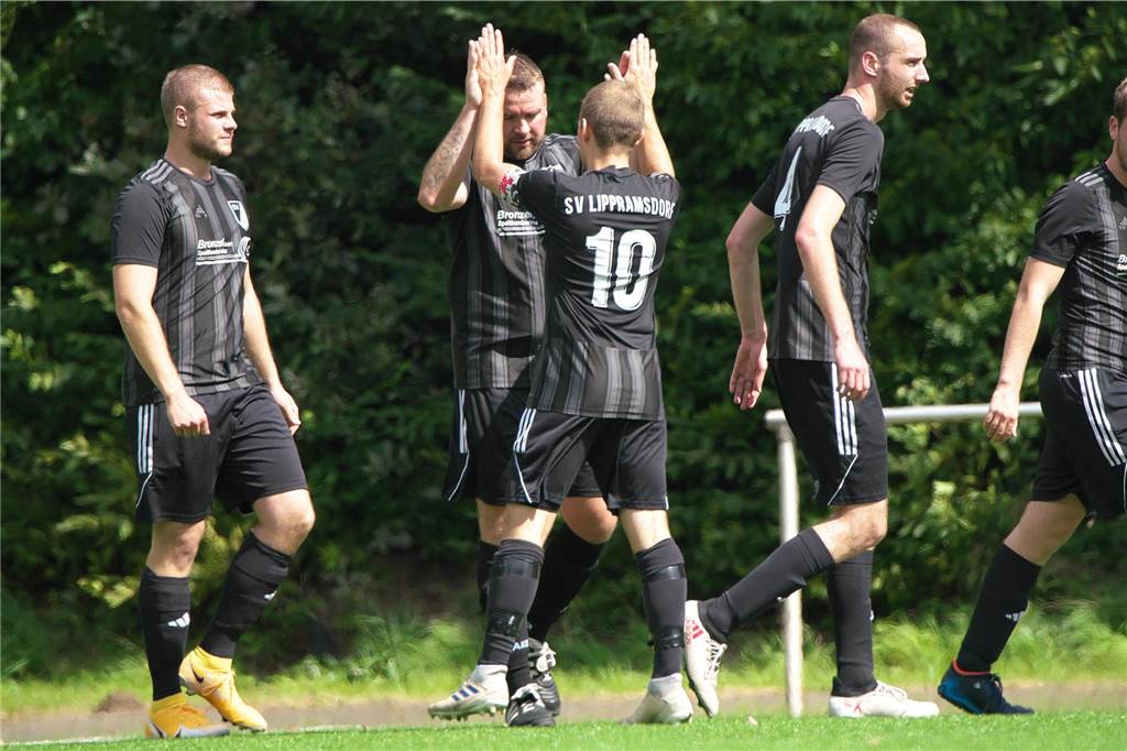 Mit 8:3 setzte sich der SV Lippramsdorf II gegen den SV Bossendorf II im Duell der Absteiger aus der Kreisliga B durch.