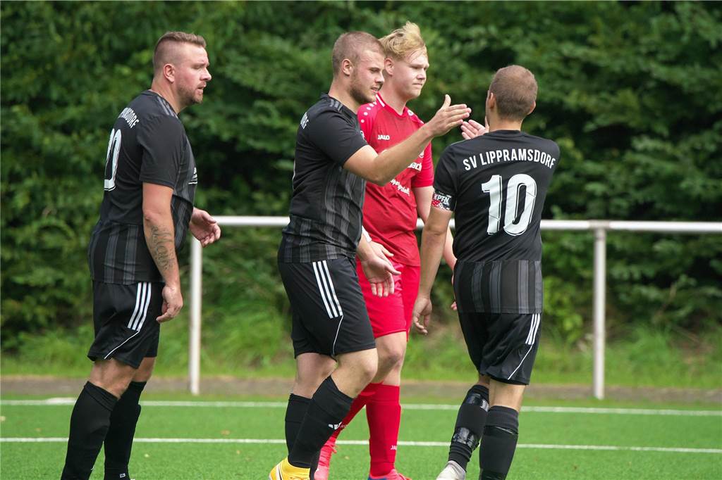 Mit 8:3 setzte sich der SV Lippramsdorf II gegen den SV Bossendorf II im Duell der Absteiger aus der Kreisliga B durch.