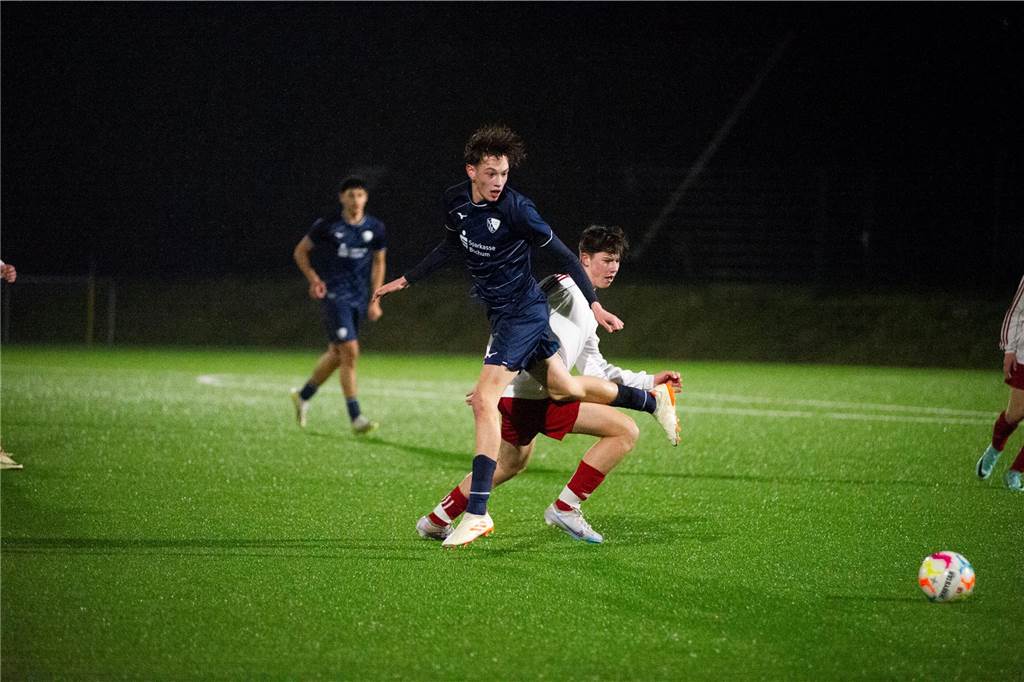 Mit 9:0 setzte sich die U16 des VfL Bochum gegen die U16-Regionalauswahl des FLVW durch. Gespielt wurde auf der Anlage von BW Lavesum.