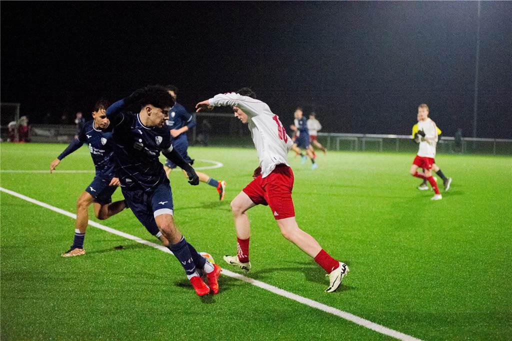Mit 9:0 setzte sich die U16 des VfL Bochum gegen die U16-Regionalauswahl des FLVW durch. Gespielt wurde auf der Anlage von BW Lavesum.