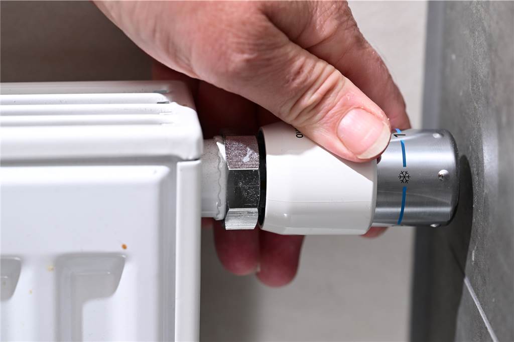 Mit Blick auf die aktuellen Gaspreise tut der Griff zum Heizungsthermostat vielen Lünerinnen und Lünern weh.