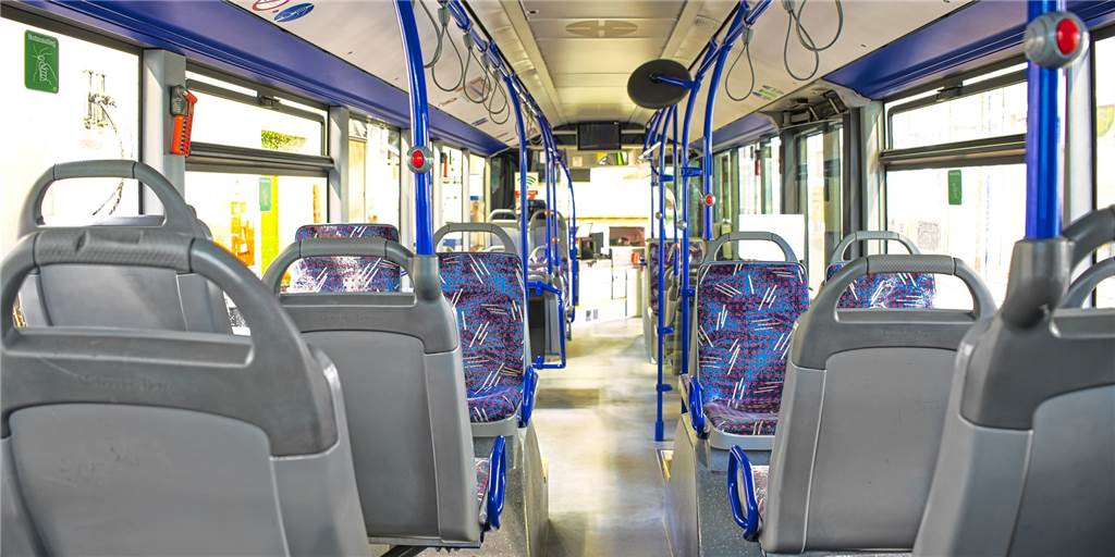Land schickte Geflüchteten mit Tuberkulose-Verdacht nach Castrop-Rauxel Mit Bus oder Bahn sollte es für den Geflüchteten nach Castrop-Rauxel gehen. Dabei lag bei ihm wohl ein Verdacht auf Tuberkulose-Infektion vor.