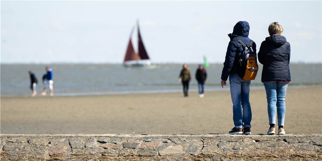 Von Dortmund in unter 6 Stunden ans Ziel - was kann das 9-Euro-Ticket? Mit dem 9-Euro-Ticket von Dortmund an den Strand? Das geht sogar in unter sechs Stunden.
