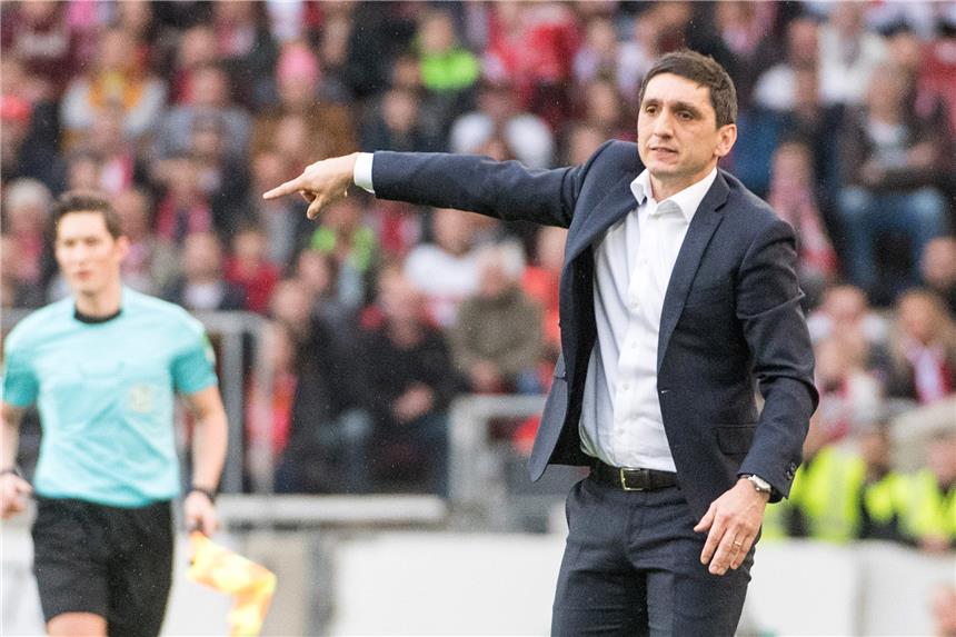 Korkut-Serie hält - RB lässt bei 0:0 wichtige Punkte liegen Mit dem VfB weiterhin ungeschlagen: Tayfun Korkut.