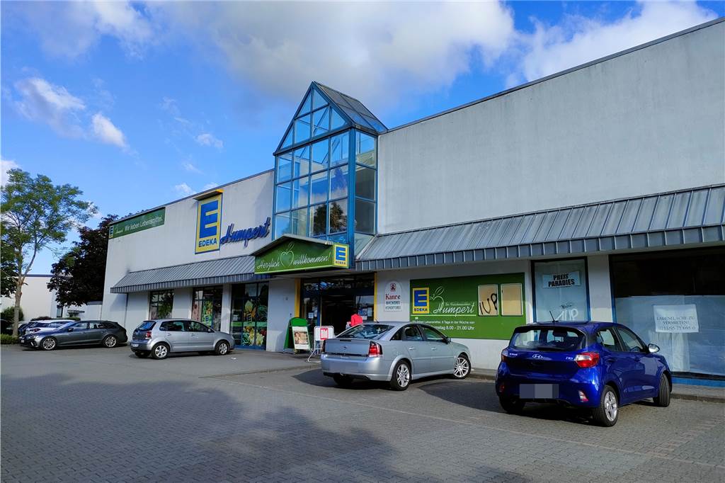 „Ziehen durch“: Edeka-Filiale Humpert in Selm geht in die Verlängerung Mit der Edeka-Filiale schließt auch die darin integrierte Bäckerei Kanne.