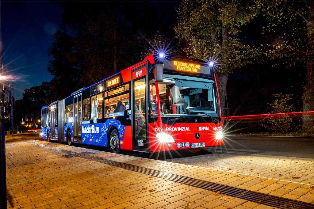 Nachtbus N12: RVM setzt Party-Fahrten ab, Jusos haben große Sorgen Mit der Nachtbuslinie N12 wurden pro Nacht etwa 100 Fahrgäste durch Ahaus, Legden und Vreden gebracht.