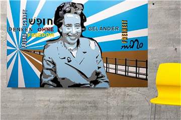 Mit diesem Werk zu der Philosophin und Jüdin Hannah Arendt hat der Lüner Künstler Michael Nolte großen Erfolg.