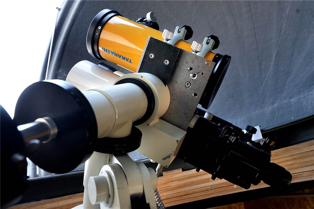 Sythener Astrofotograf lichtet Planeten und Galaxien ab Mit diesen Teleskopen fotografiert Rainer Sparenberg Planeten und Galaxien.