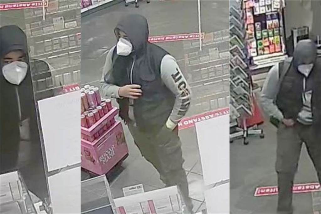 Raubüberfall-Serie geht weiter: Wieder Aral-Tankstelle in Nordkirchen betroffen Mit diesen Überwachungsfotos sucht die Polizei nach dem Täter, der vor zwei Wochen die Tankstelle in Nordkirchen überfallen hat.