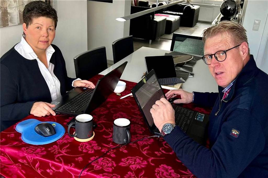 Norbert Heisterkamp zieht Bilanz: „Irgendwo öffnete sich immer eine Tür“ Mit Ehefrau Irmgard hat Norbert Heisterkamp monatelang an seinem ersten Buch gearbeitet, aber schließlich auch professionelle Unterstützung dazugeholt.