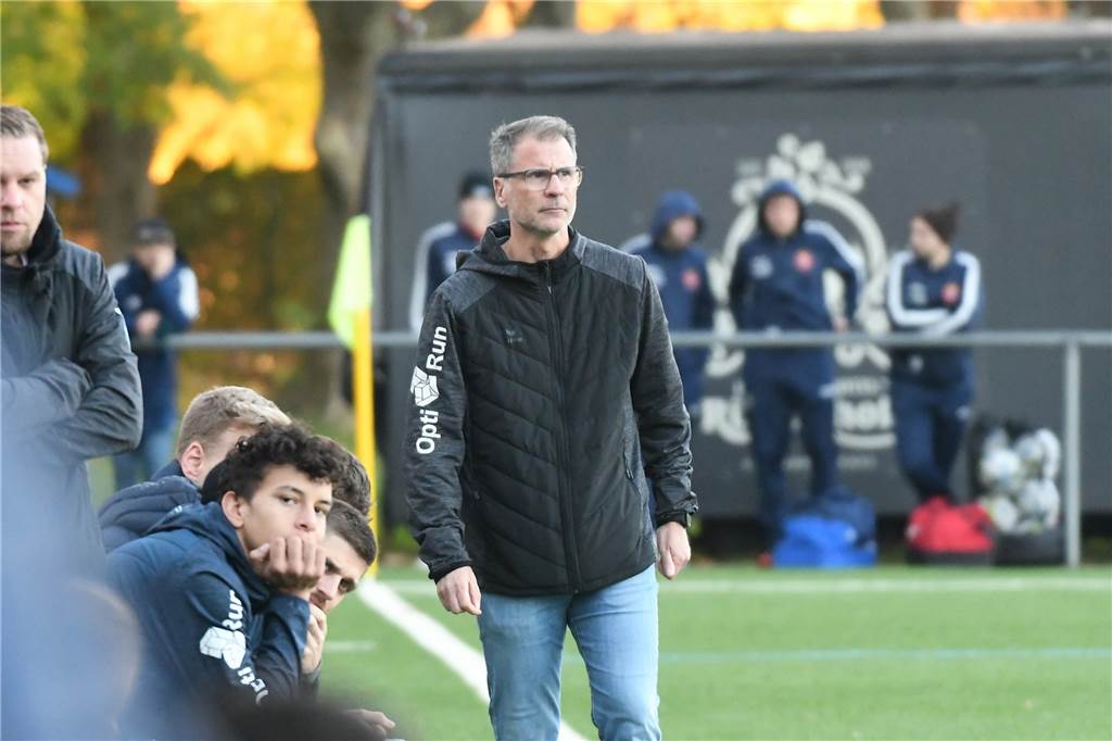 Mit einem 3:0-Sieg gegen Westfalia Herne baute der SV Wacker Obercastrop seine Erfolgsserie in der Westfalenliga auf vier Partien ohne Niederlage aus.