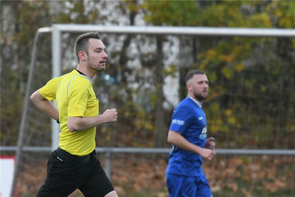 Mit einem 3:0-Sieg gegen Westfalia Herne baute der SV Wacker Obercastrop seine Erfolgsserie in der Westfalenliga auf vier Partien ohne Niederlage aus.