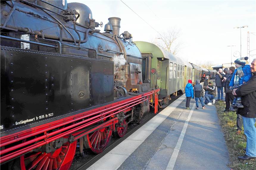 Mit dem „Waterkant-Express“ von Unna an die See Mit einem Nostalgie-Sonderzug geht es am 22. September von Unna nach Bremerhaven.