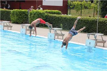 Mit einem Sprung ins kühle Nass im Freibad Brambauer wird es dieses Jahr nichts. Das Bad bleibt wegen Corona geschlossen.