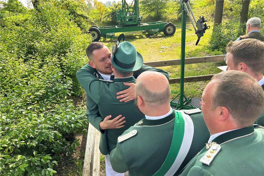 Mit großartiger Stimmung und bestem Wetter starteten die Schützen in Wennewick-Oldenkott in ihr Jubiläumsjahr. 