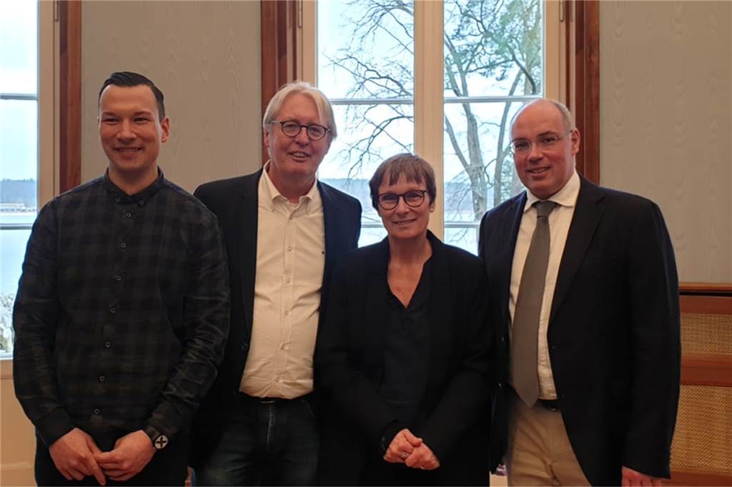 Historiker Christoph Spieker ist „süchtig nach dem Rohstoff Geschichte“ Mit Kollegen war Christoph Spieker (2.v.l.) in Berlin im Haus der Wannsee-Konferenz.