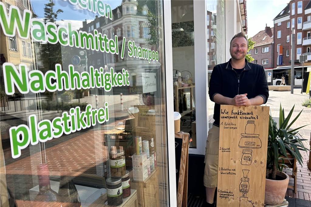 Erster Unverpackt-Laden in Lünen: So fällt das Fazit ein Jahr nach dem Start aus Mit neuen Angeboten wie frischen belgischen Waffeln will Tobias Weinmann auf den Unverpackt-Laden an der Münsterstraße 20 aufmerksam machen.