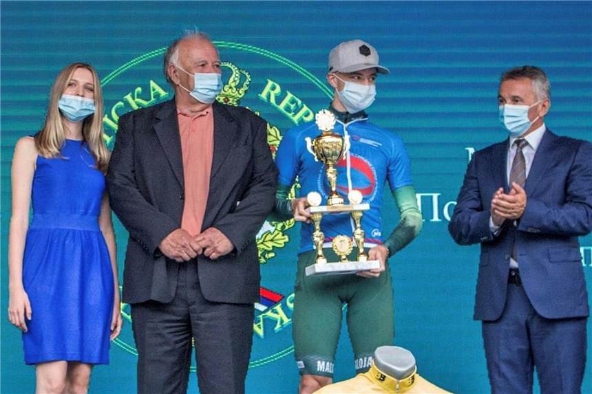 Stadtlohner Miká Heming holt sich bei internationaler Rundfahrt das Bergtrikot Mit Pokal und Trikot des Besten in der Bergwertung kehrte der Stadtlohner Radsportler Miká Heming von der viertägigen Rundfahrt Belgrad/Banja Luka zurück. Ein weiterer großer Erfolg für ihn und die Maloja Pushbikers in der verkürzten Corona-Saison 2020.