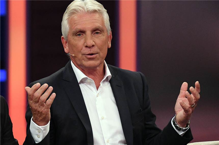 Hohe Auszeichnung für Schalke-Legende Klaus Fischer Mit Schalke 04 immer noch eng verbunden: Klaus Fischer.