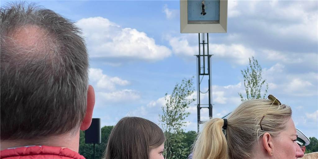 Re-Live vom Jubiläumsschützenfest: Deuten sucht einen neuen König Vogelschießen in Deuten