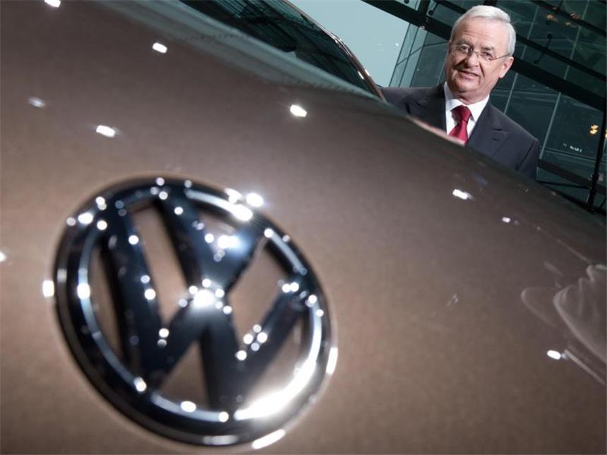 VW-Vorstand will auf Teil der Boni verzichten Mit Spannung wird erwartet, ob der im Abgas-Skandal zurückgetretene Konzernchef Martin Winterkorn ebenfalls bereit ist für einen Bonusverzicht. Foto: Julian Stratenschulte/Archiv