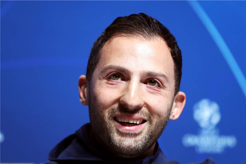 Schalke: Auszeichnung für Tedesco, Kritik von Rost Mit Spartak Moskau auf Erfolgskurs: Der frühere Schalke-Trainer Domenico Tedesco.