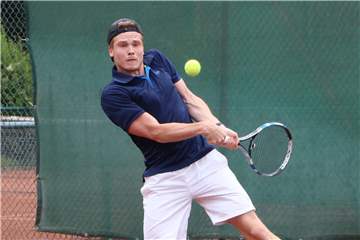 Mit Tibor Vortkamp als Mannschaftsführer der ersten Herrenmannschaft geht die TG Stadtlohn/Ahaus in der Münsterlandliga an den Start. Sofern die Winterrunde aufgenommen wird. Den Blick richtet man bei der Tennisgemeinschaft parallel schon auf den Sommer.