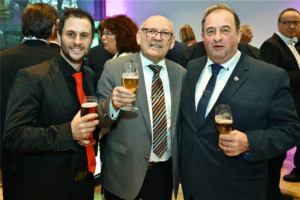 Gäste beim NRW-Schausteller-Empfang im Recklinghäuser Ruhrfestspielhaus.
