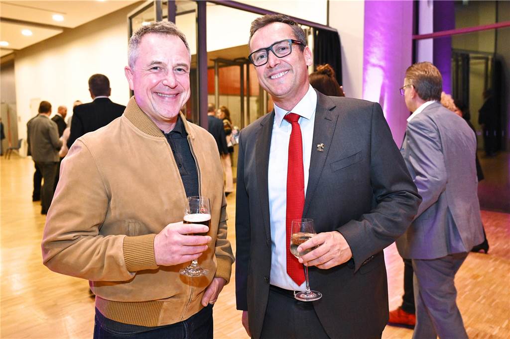 Gäste beim NRW-Schausteller-Empfang im Recklinghäuser Ruhrfestspielhaus.
